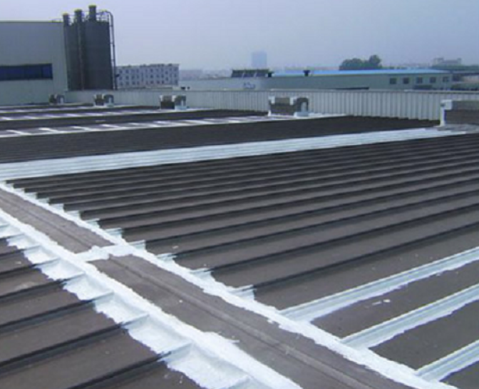 广宁彩钢瓦屋面漏水问题只有好的防水系统能够解决